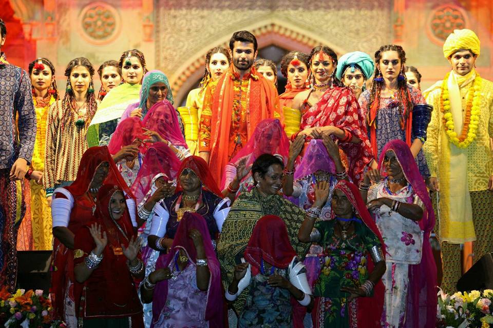 A tribute to rural Barmer fashion show