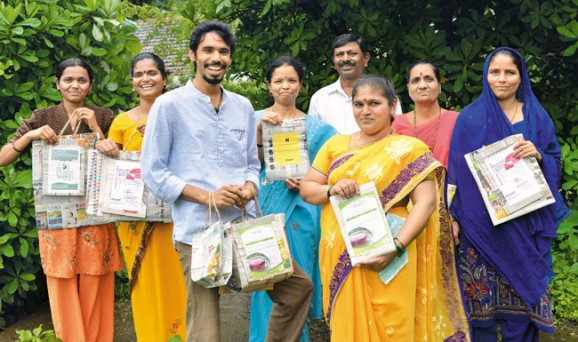 Paper bags provide income to rural women