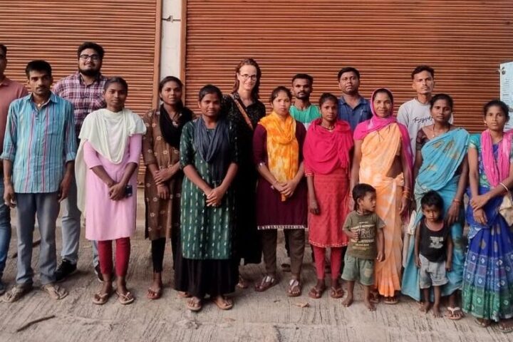 Bhoomgaadi and a Women on Wings team